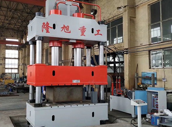 Two-cylinder four-column hydraulic press