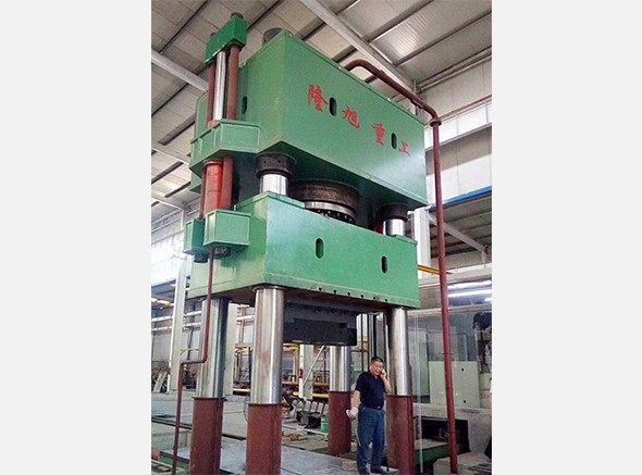 YLX32-2500T four-column hydraulic press